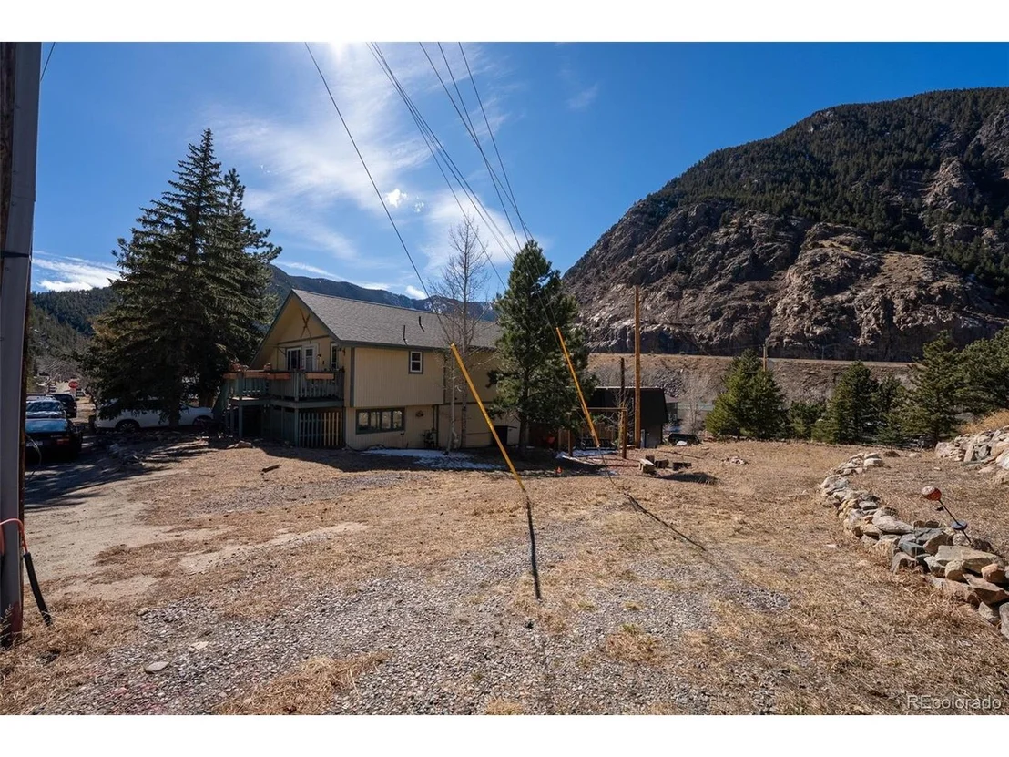 Photo of 1107 Main St