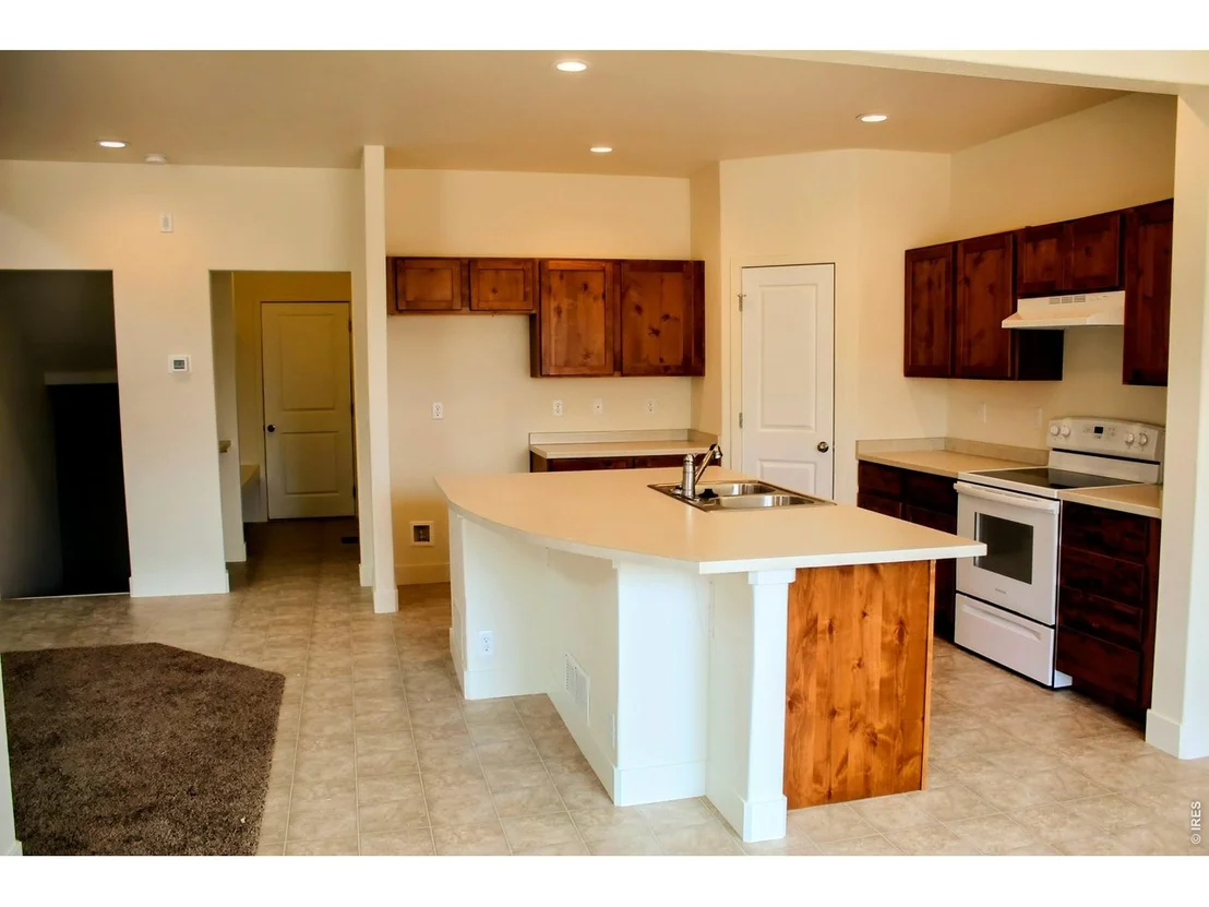 Photo of 2369 Juno Ln
