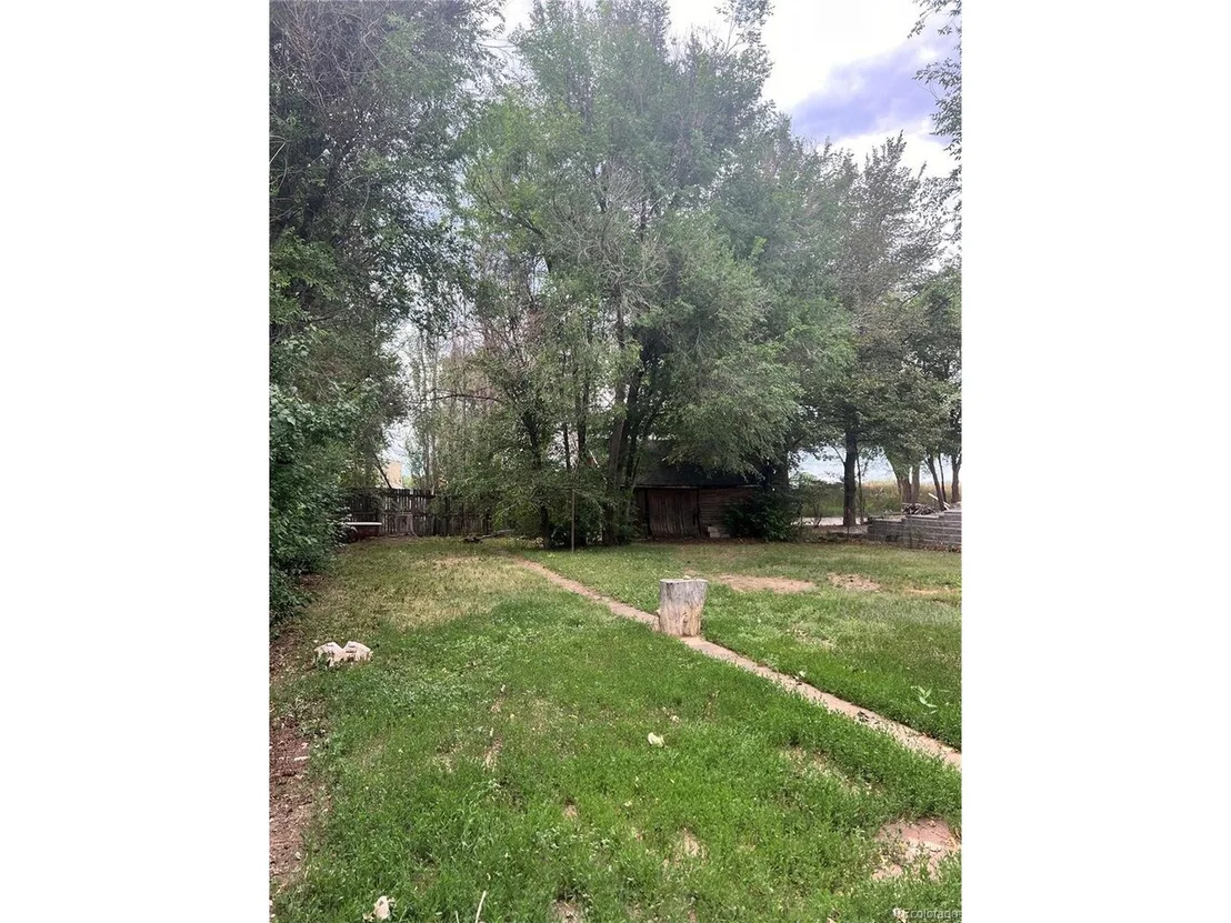 Photo of 114 N 2nd St