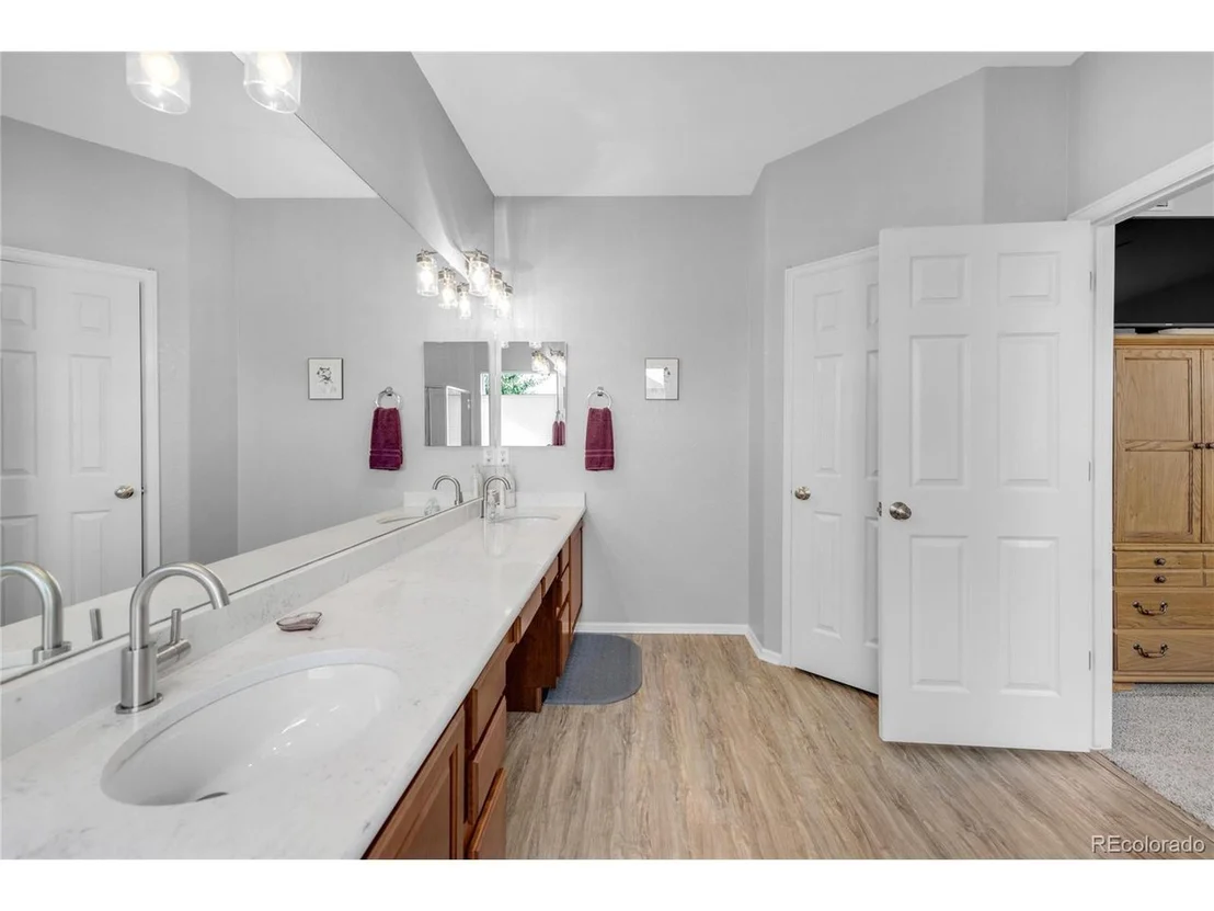Photo of 374 Tumbleweed Dr
