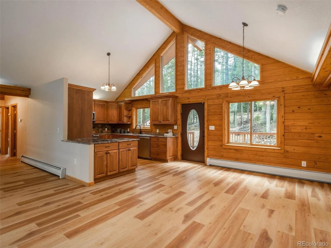 Photo of 225 Bear Claw Ln