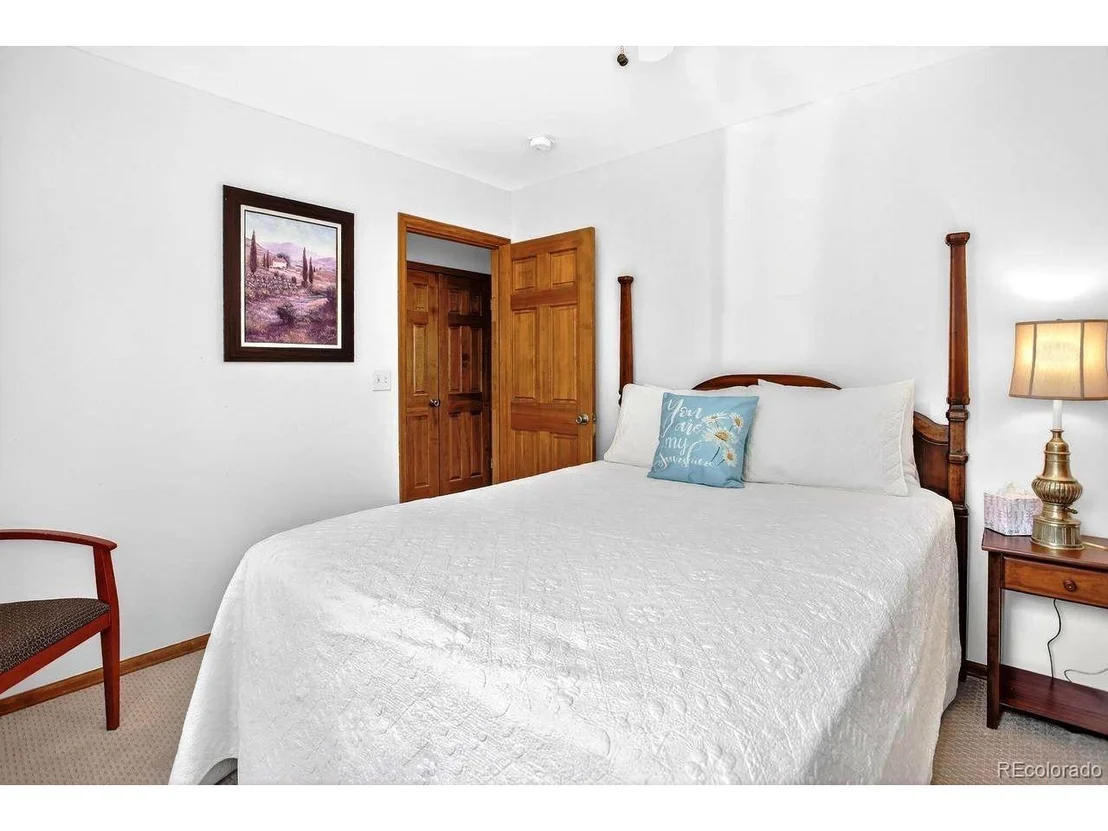 Photo of 1539 Bluebird Dr