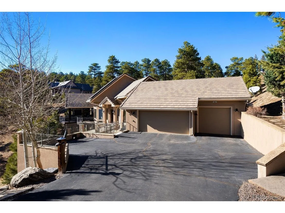 Photo of 955 Crescent Moon Dr