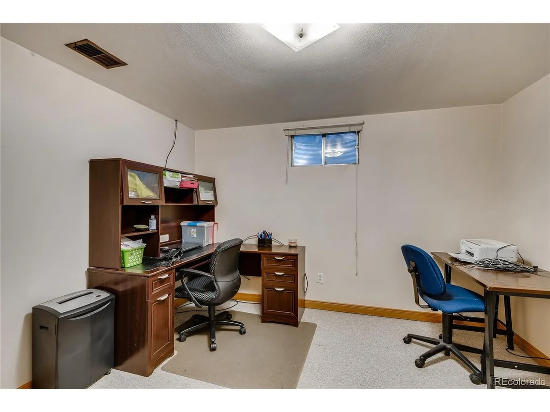 Photo of 295 Vaughn St