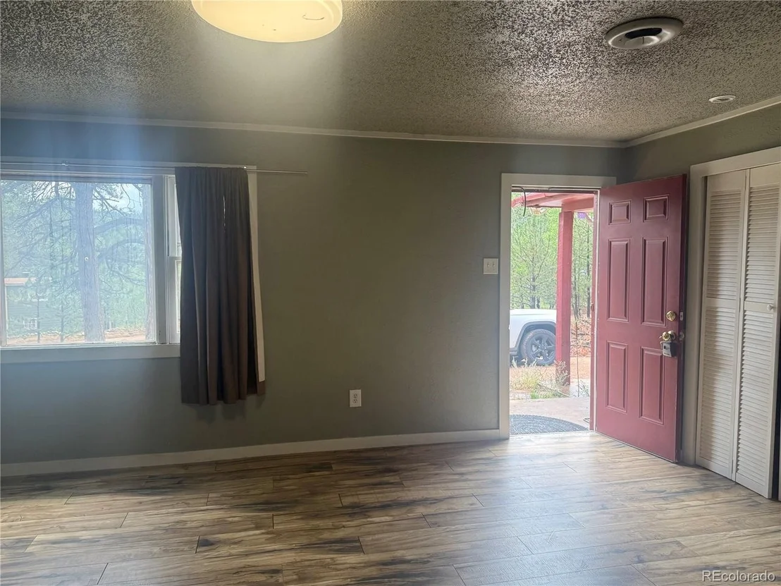 Photo of 63 Fitzsimmons Rd