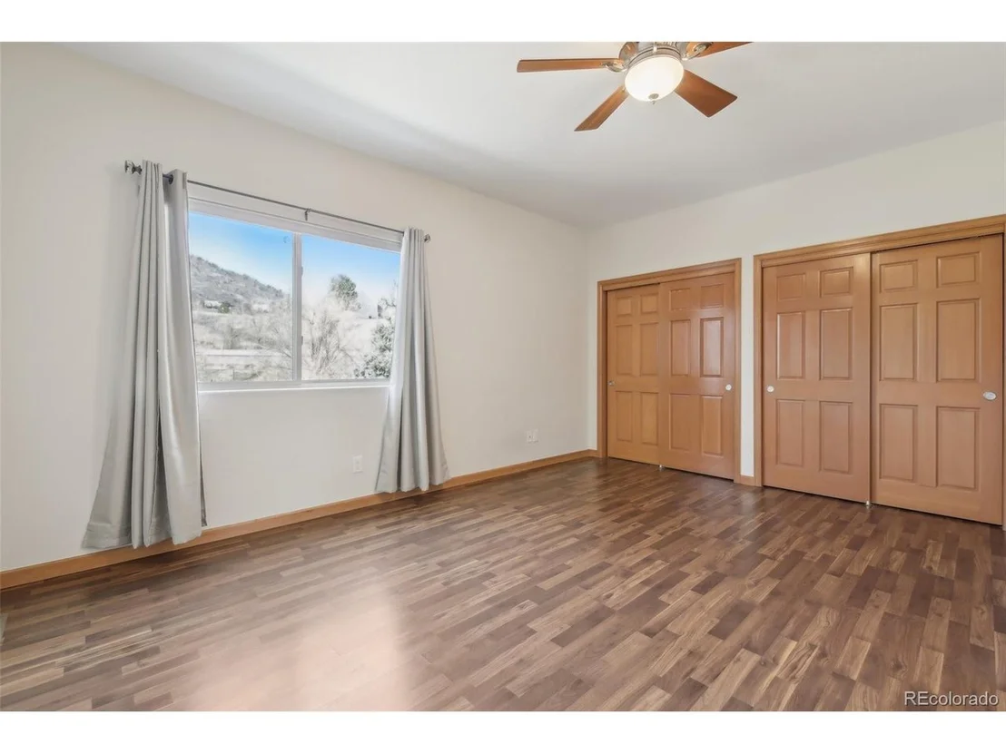 Photo of 722 Elm Cir