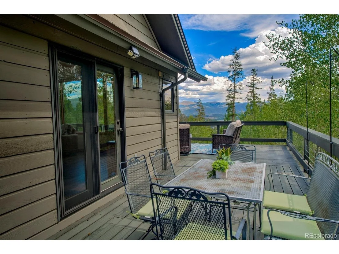 Photo of 102 Thimbleberry Way