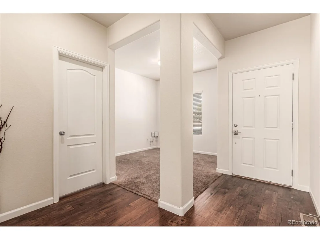 Photo of 504 Vista Blvd