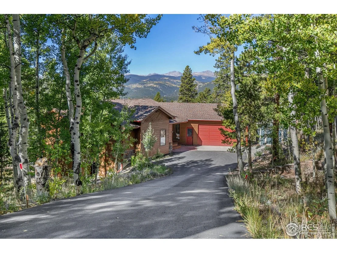 Photo of 1785 Coyote Cir