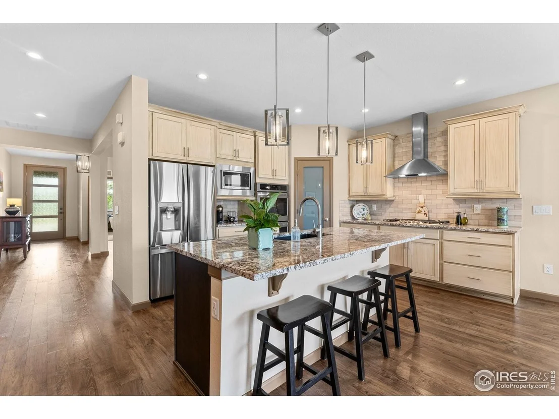 Photo of 4859 Maxwell Ave