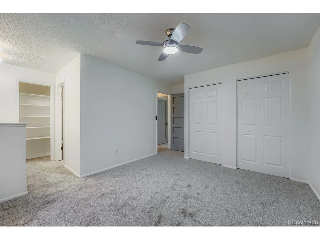 Photo of 2512 S Sable Way