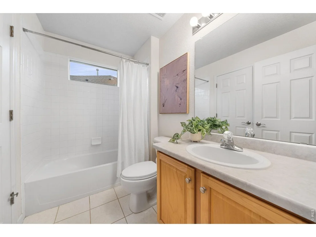 Photo of 3832 Observatory Dr