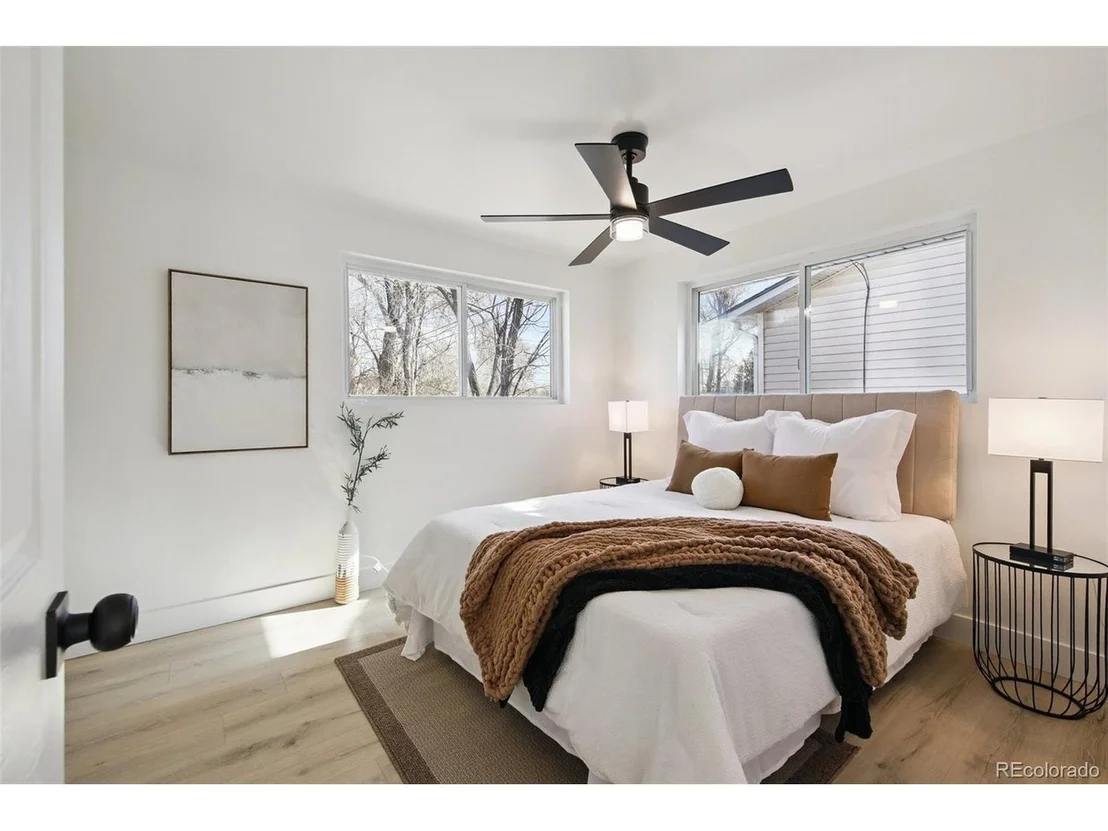 Photo of 256 King St