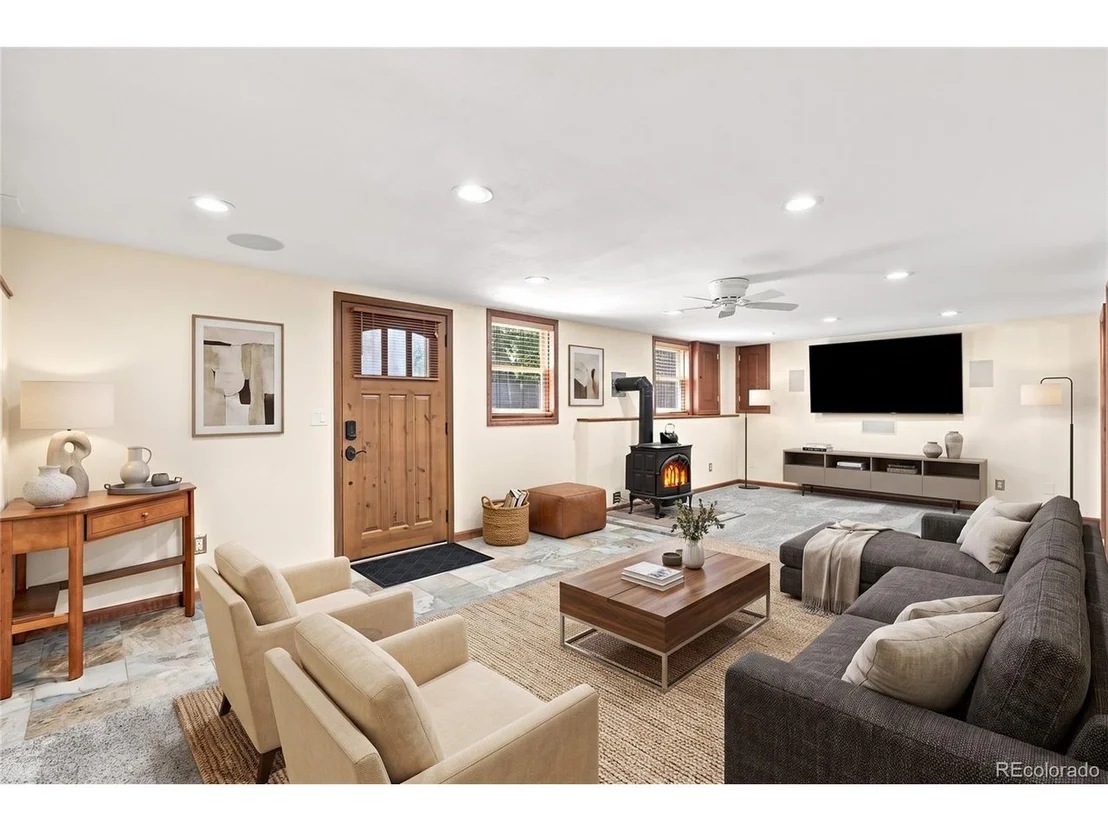Photo of 34797 Forest Estates Rd
