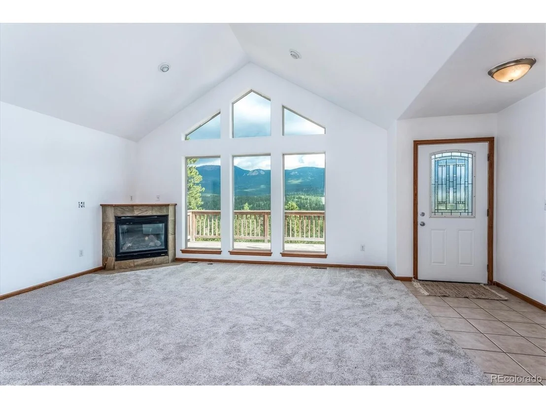 Photo of 368 Lakeview Rd