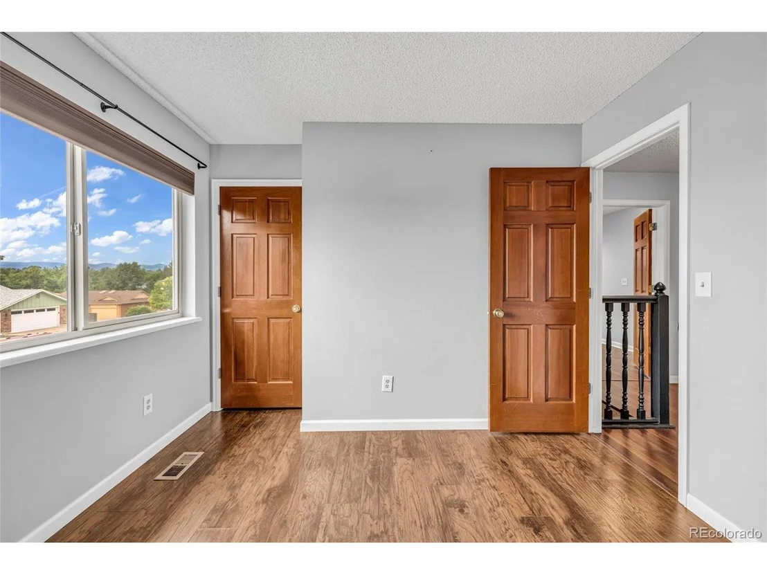 Photo of 3963 W Temple Pl
