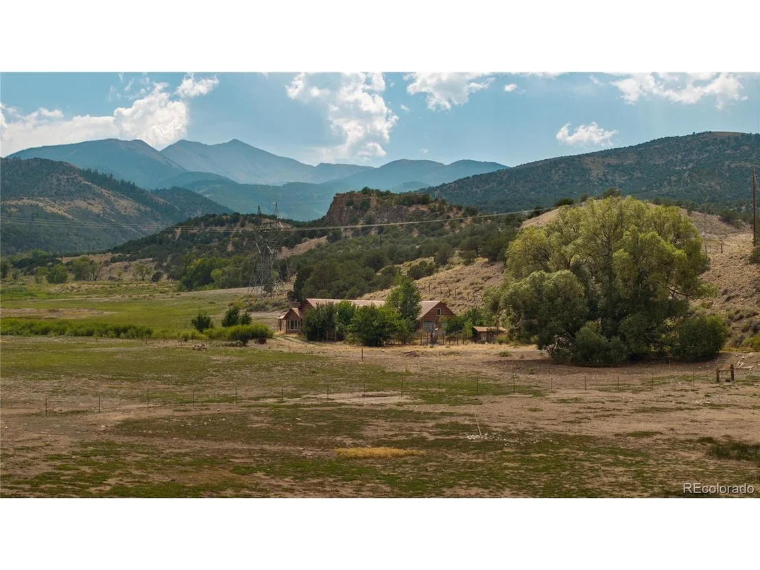 Photo of 6085 County Road 210