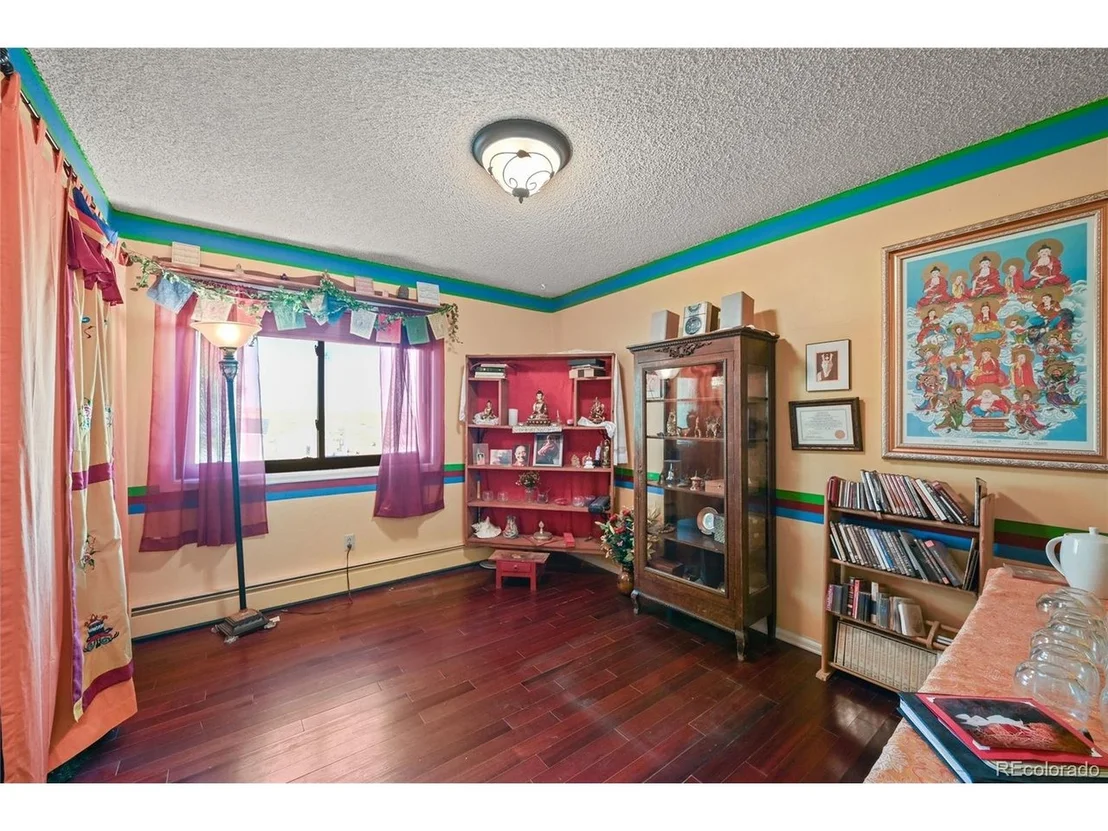 Photo of 5430 Murr Rd