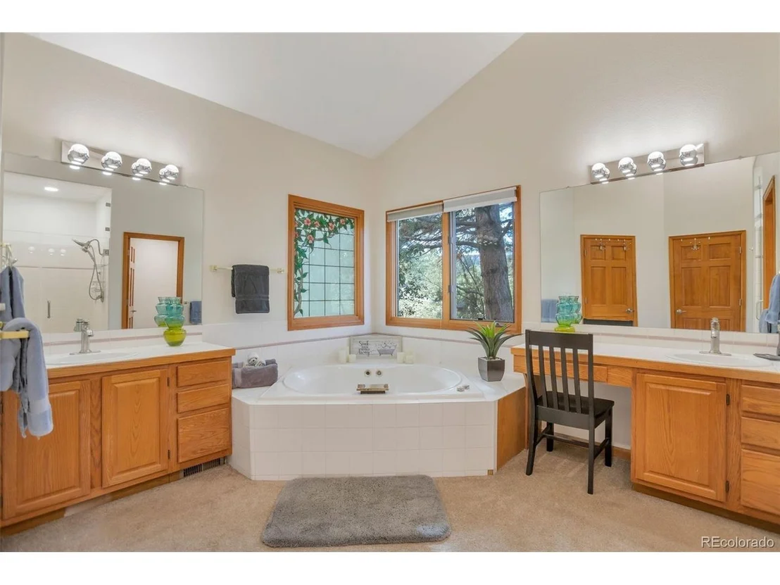 Photo of 5203 Golf Course Dr