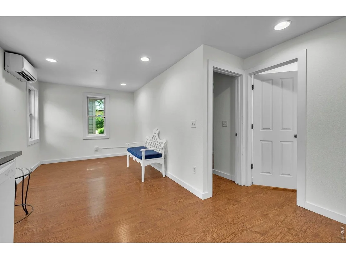 Photo of 320 Pearl St