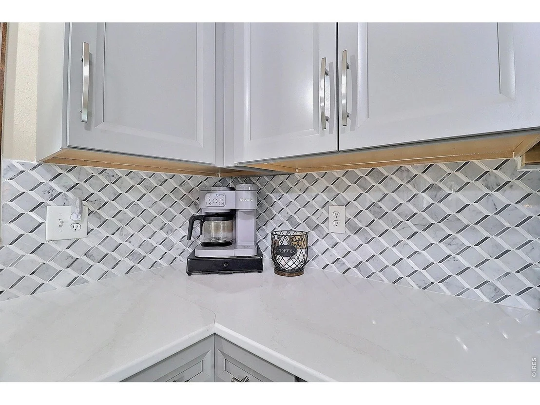 Photo of 204 River Rd