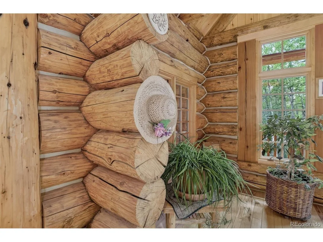 Photo of 261 Pine Dr