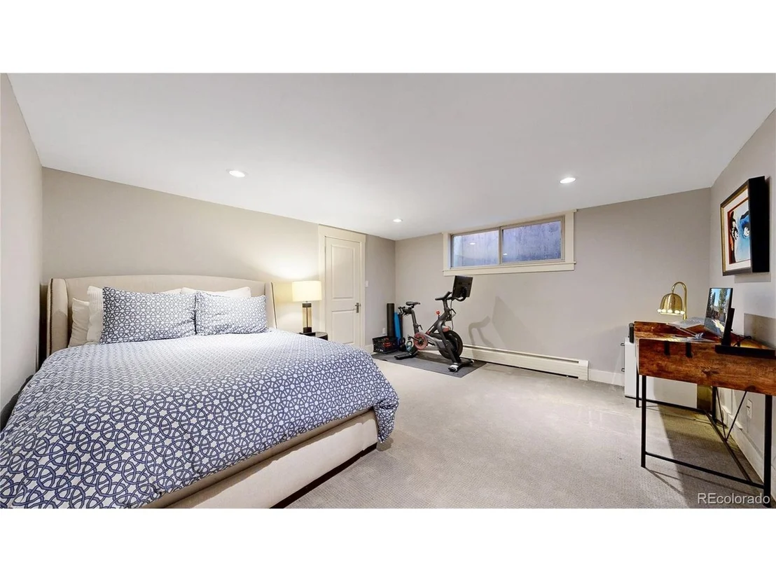 Photo of 477 Locust St