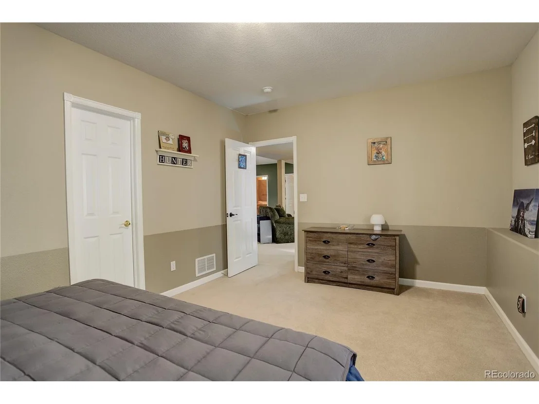 Photo of 1065 Independence Dr