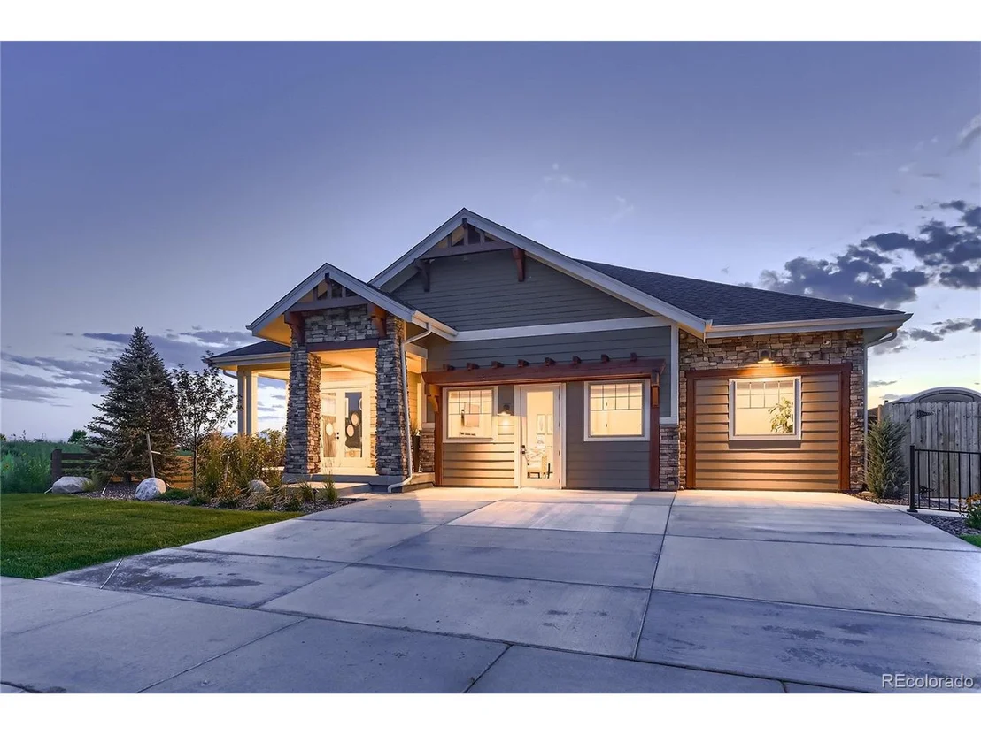 Photo of 698 Quarry Ct