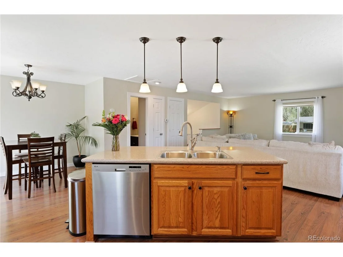 Photo of 13121 Garfield Dr