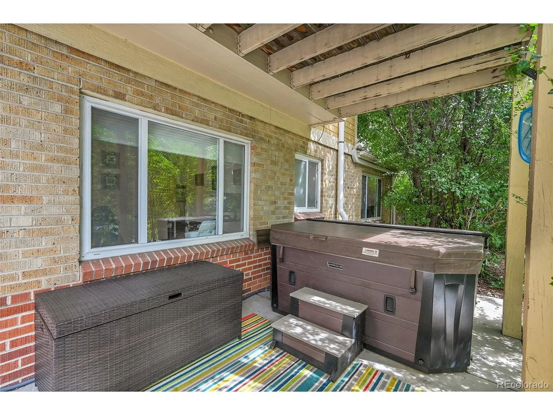 Photo of 845 Jasmine St