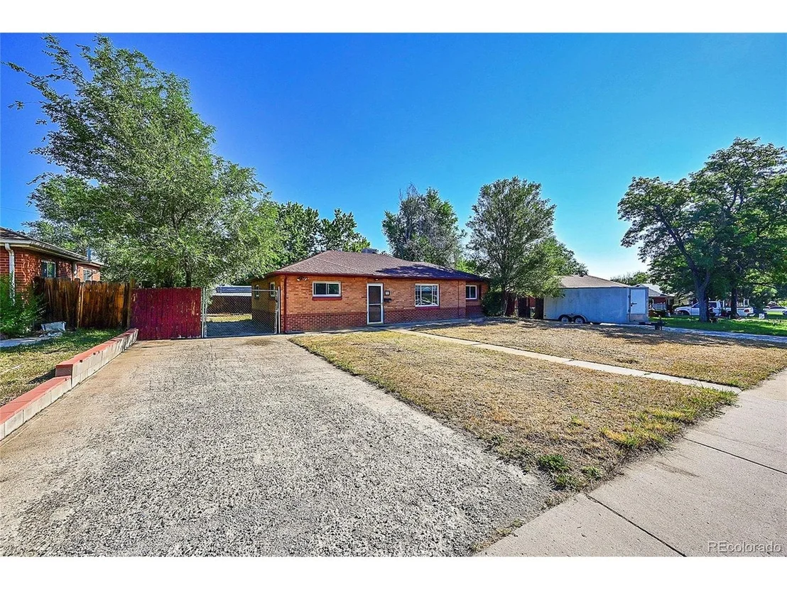 Photo of 1331 Oak Pl