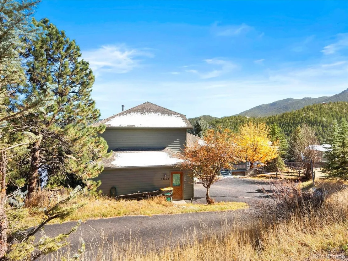 Photo of 27203 Sun Ridge Dr