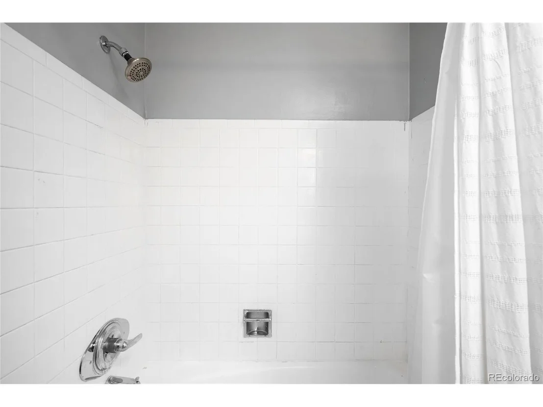 Photo of 469 Newark St
