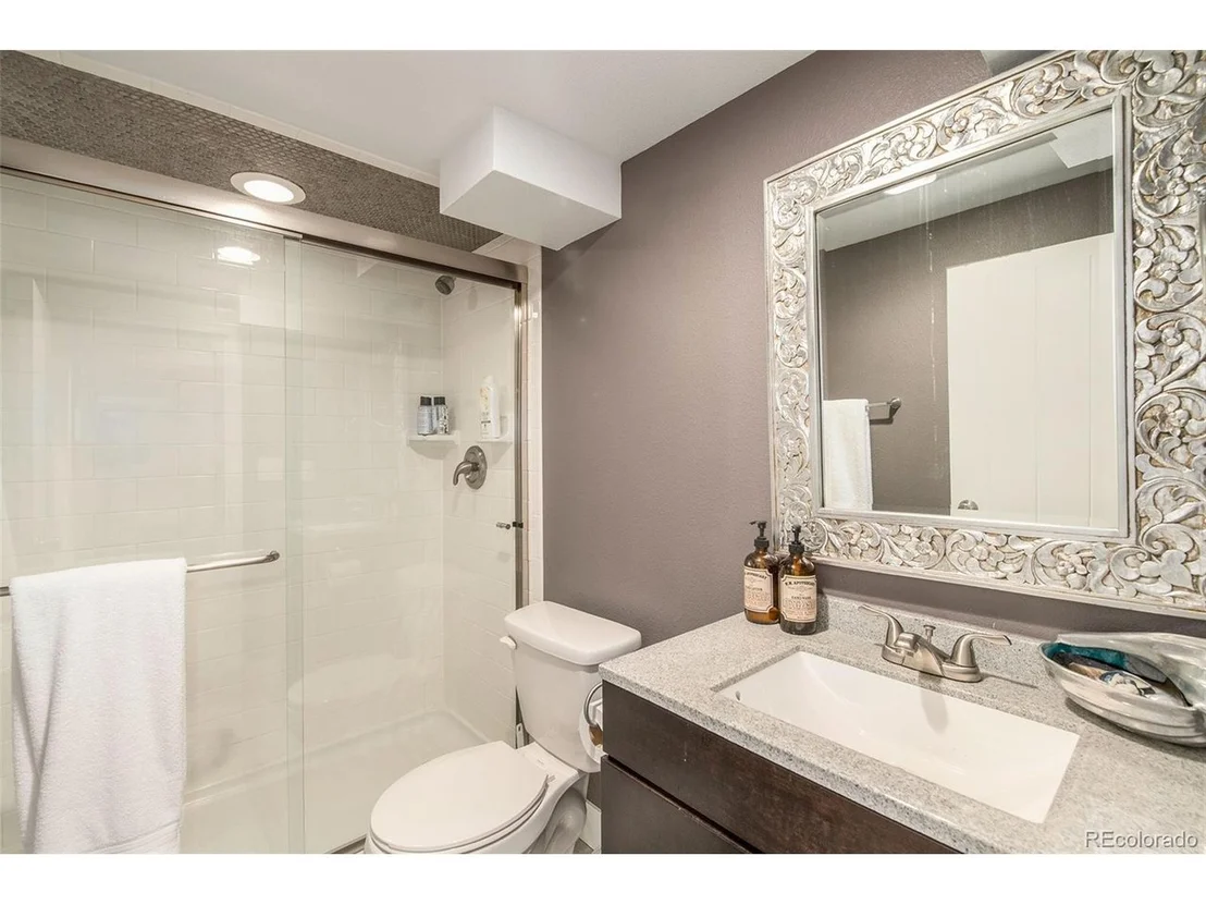 Photo of 6197 Flower St