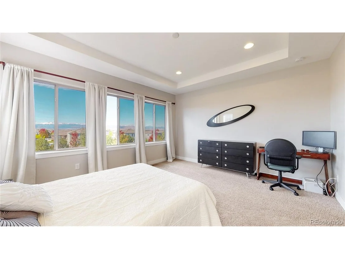 Photo of 16619 Prospect Ln