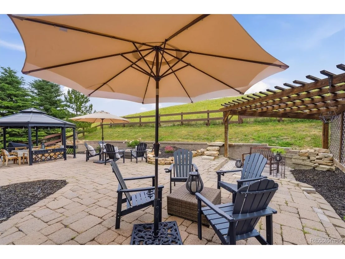 Photo of 2212 Ridgetrail Dr