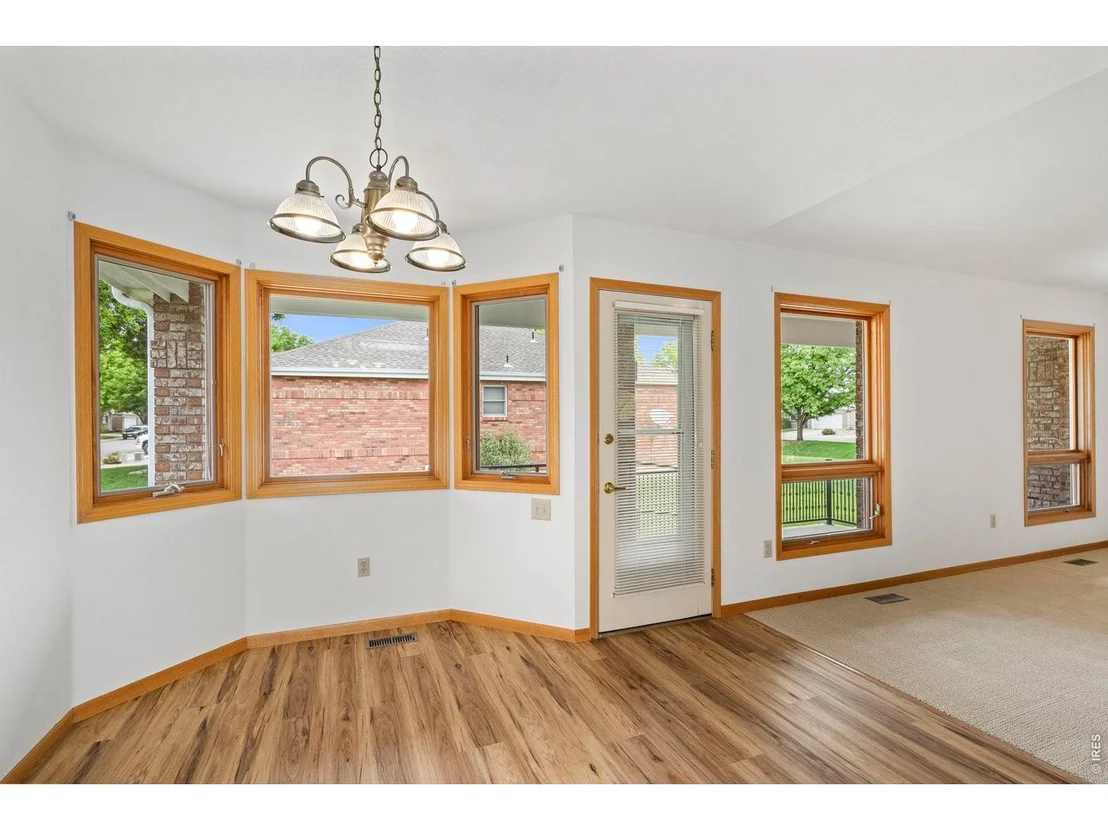 Photo of 532 Trailwood Cir