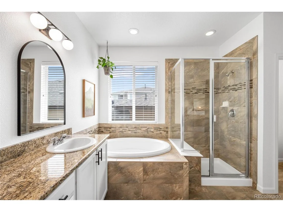Photo of 9567 Juniper Way