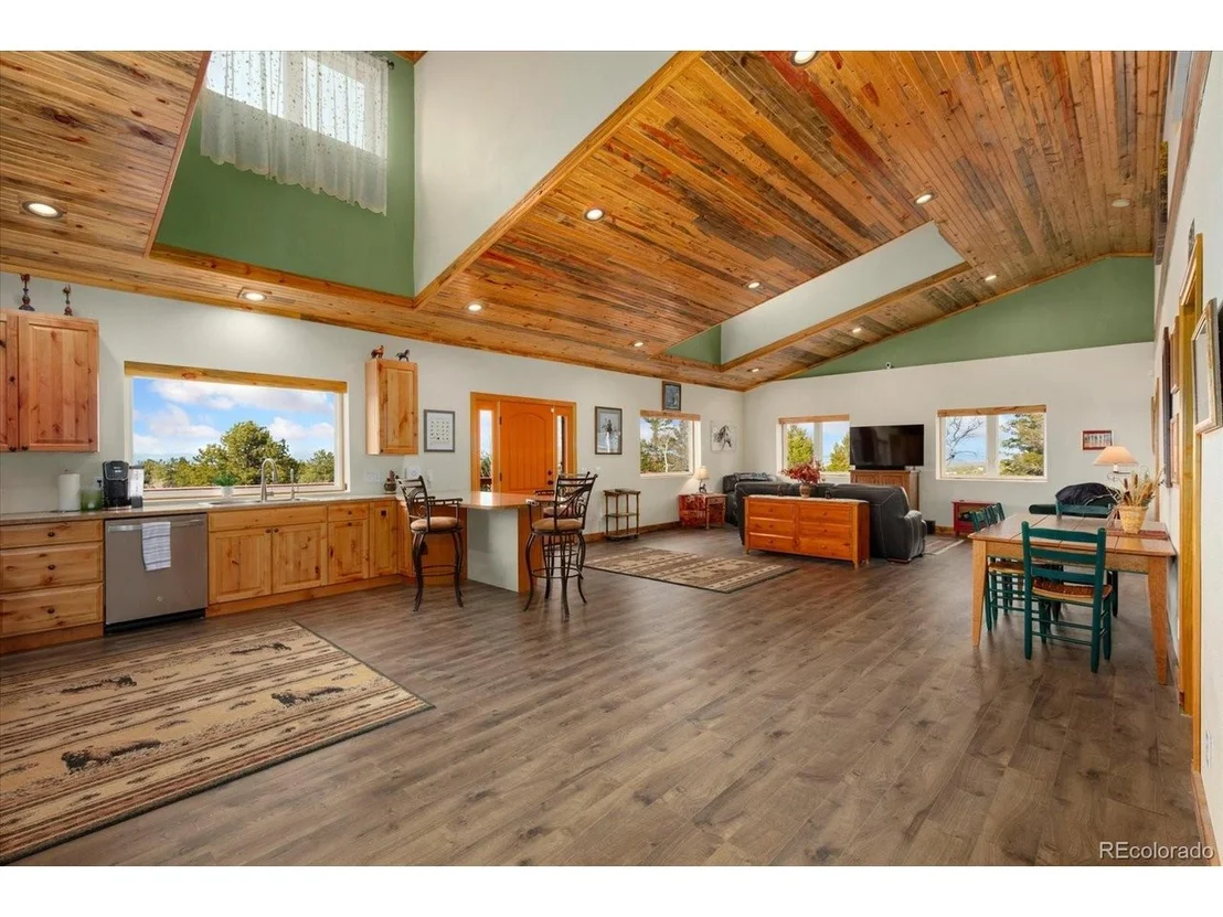 Photo of 937 Pitchfork Rd