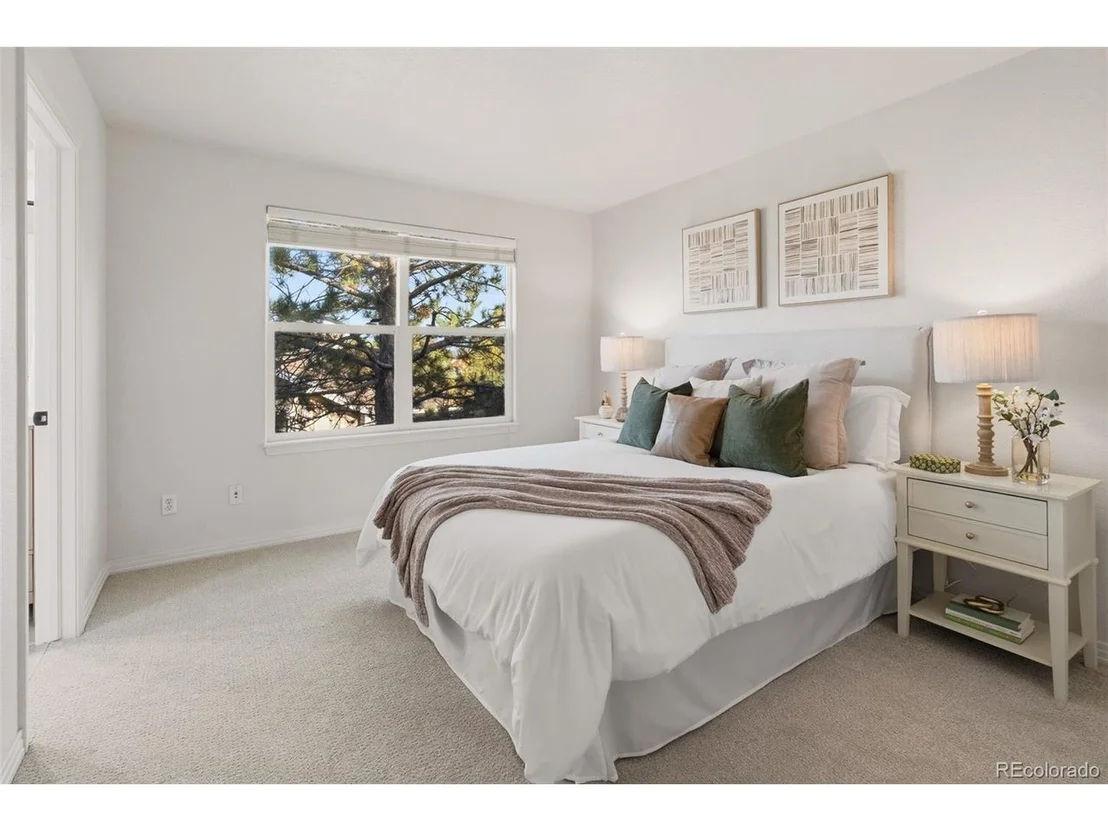 Photo of 16628 W 69th Cir