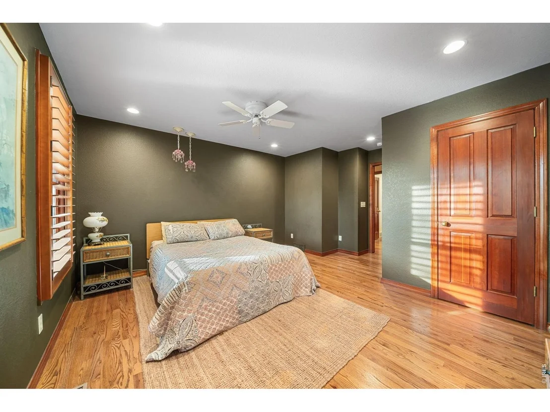 Photo of 2900 Spring Mountain Dr