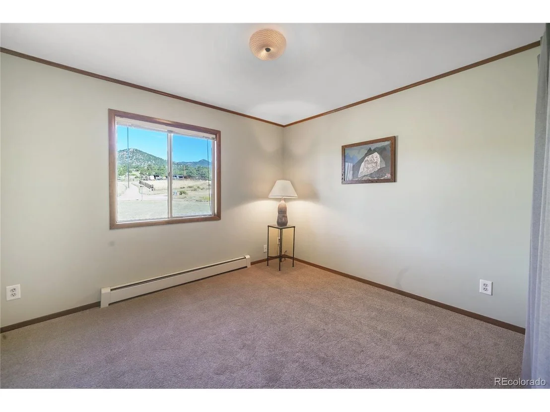 Photo of 360 Lonestar Rd
