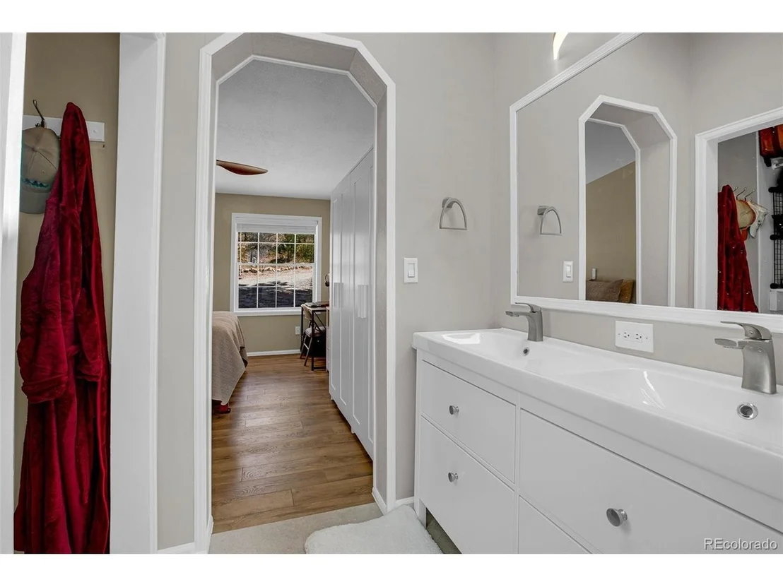Photo of 803 Bonell Dr