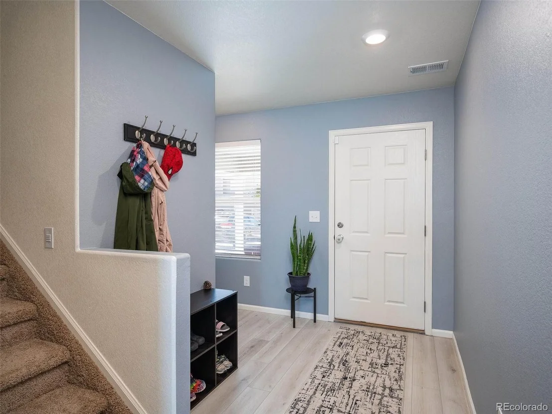 Photo of 47303 Clover Ave
