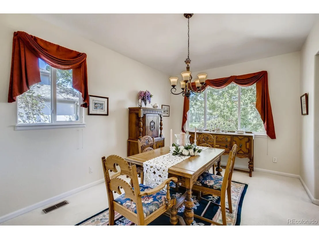 Photo of 1912 Creekside Dr