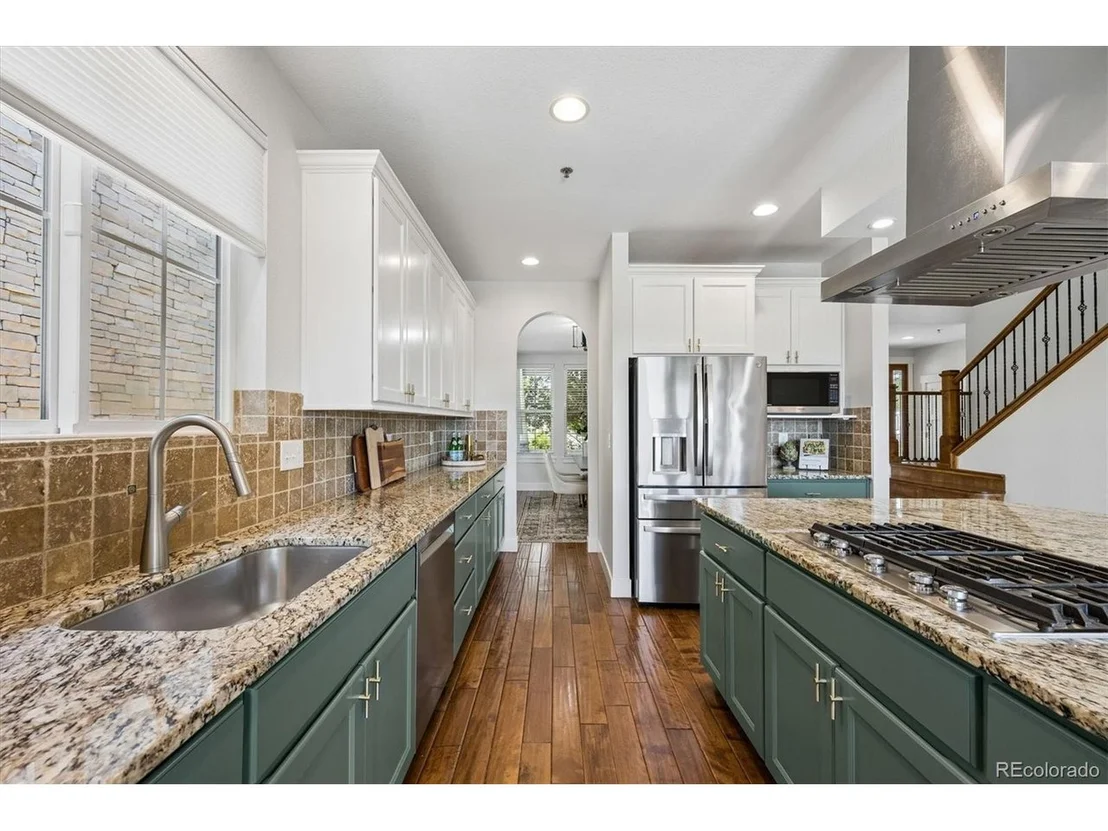 Photo of 3924 W 116th Way