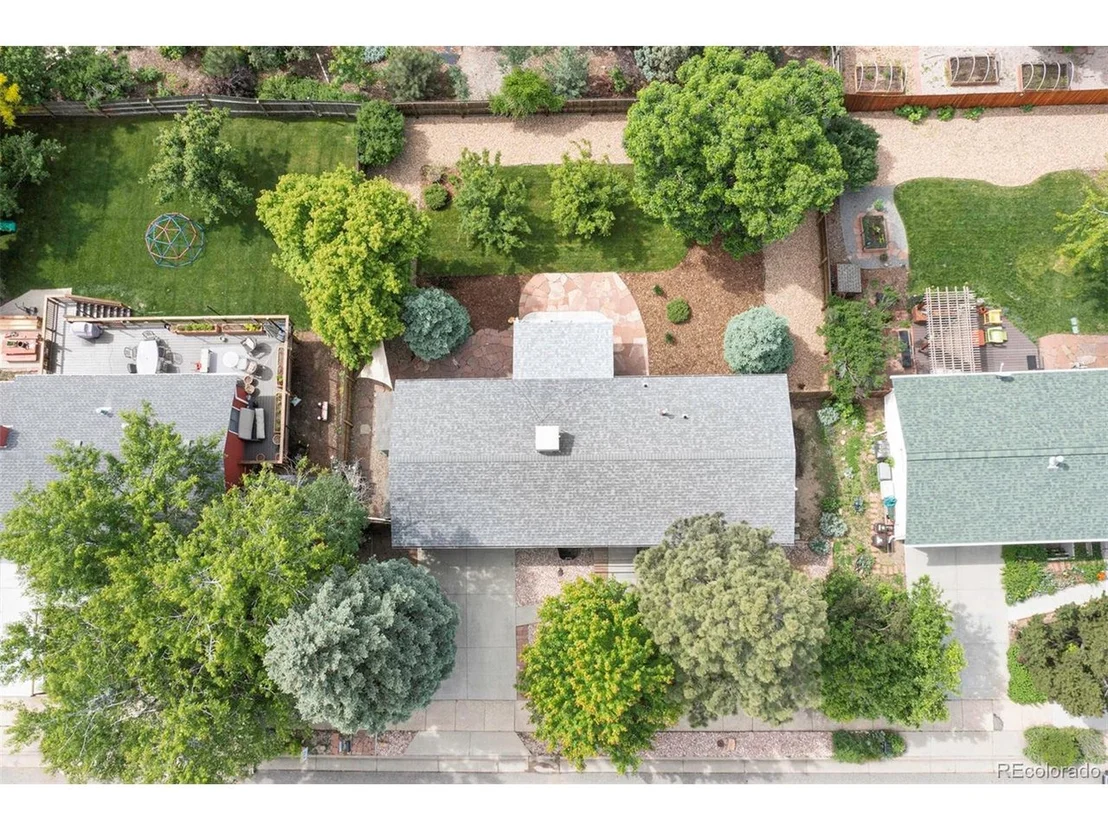 Photo of 7672 Concord Dr