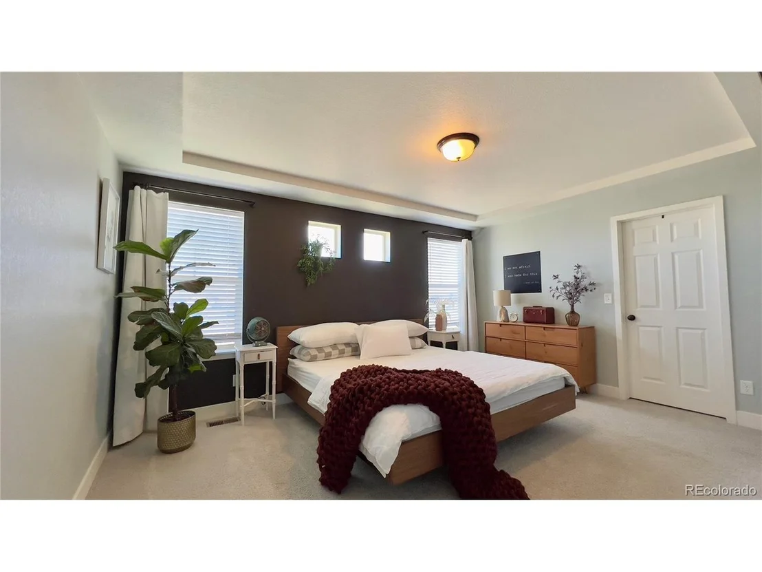 Photo of 1097 Acadia Cir