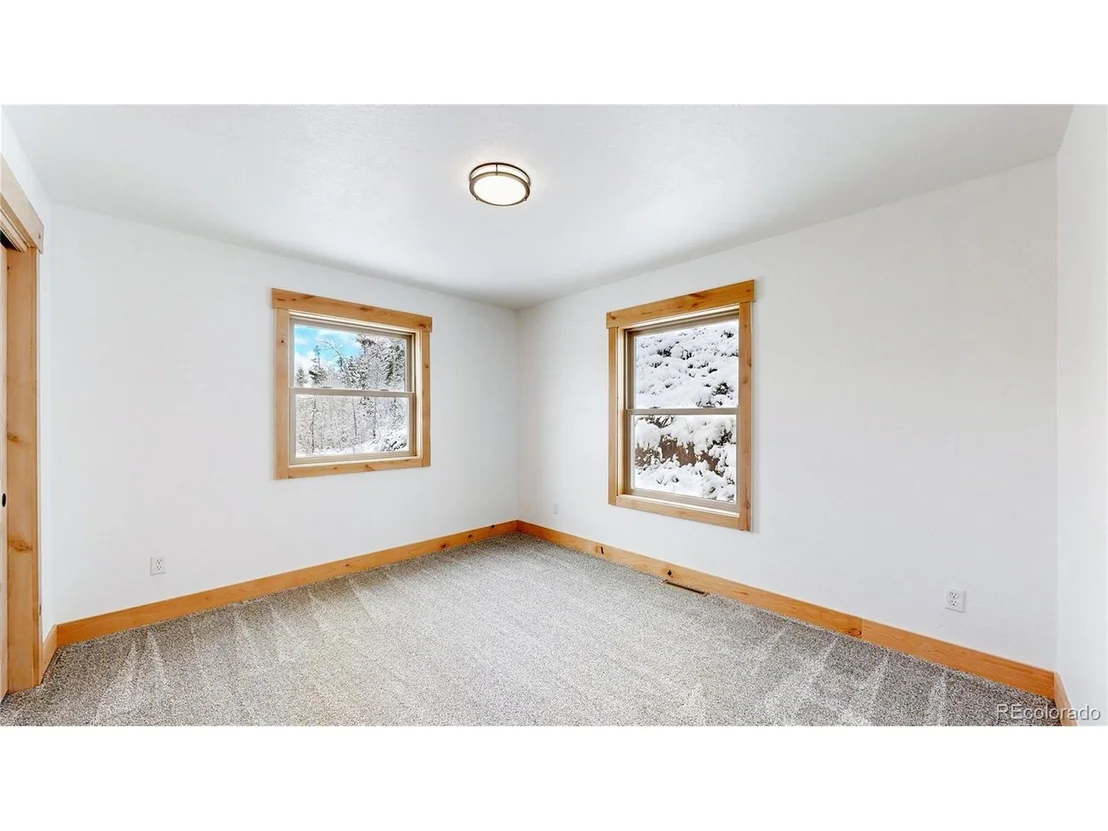 Photo of 374 County Road 863